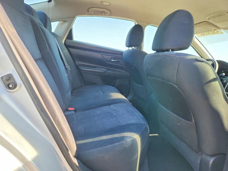 Продаж на аукціоні авто 2017 Nissan Altima, vin: 1N4AL3AP6HC160165, номер лоту: 49896986