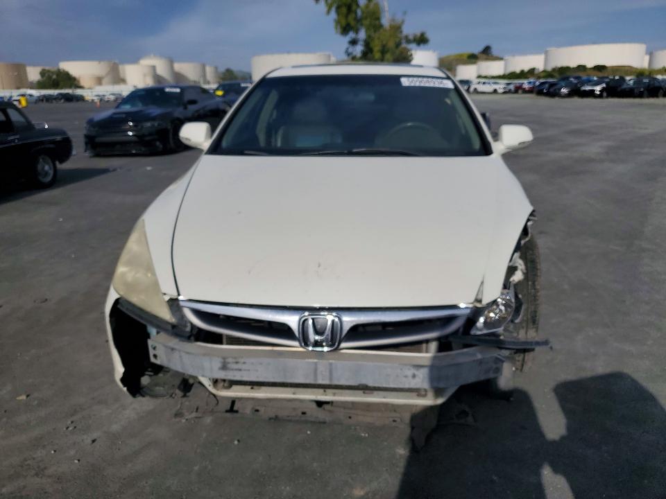 50908936 :رقم المزاد ، JHMCN36516C003904 vin ، 2006 Honda Accord مزاد بيع