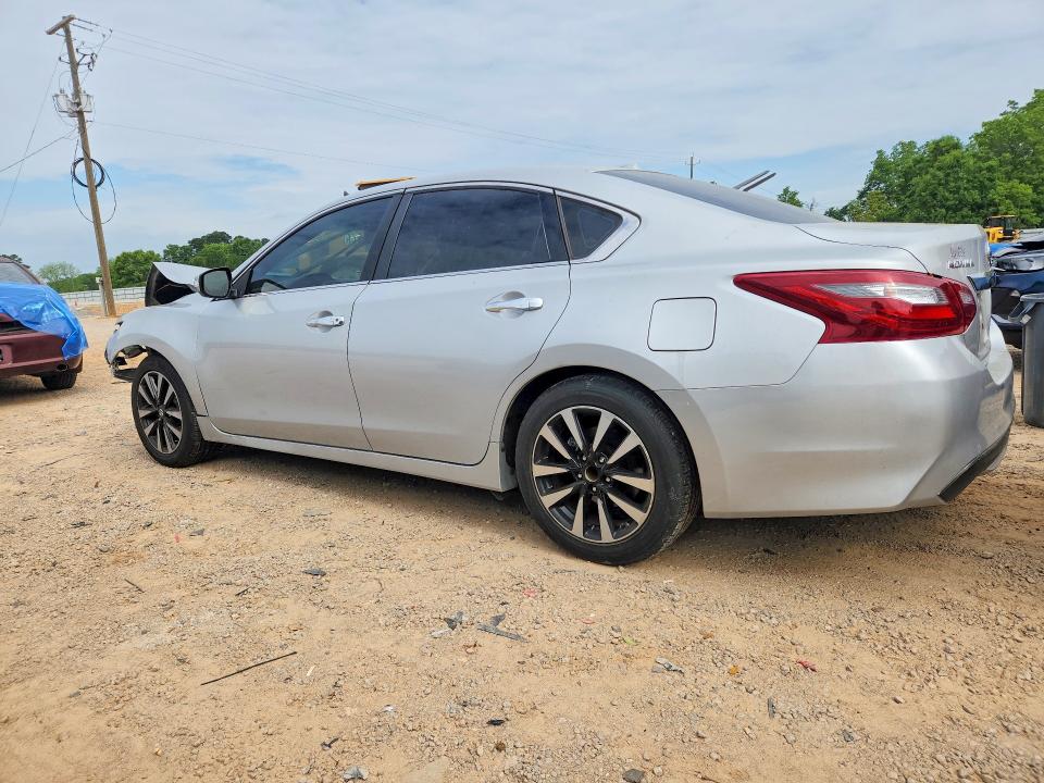50504786 :رقم المزاد ، 1N4AL3AP0JC114935 vin ، 2018 Nissan Altima مزاد بيع