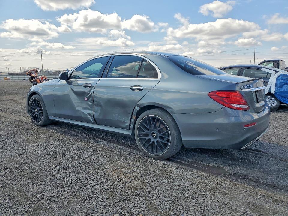 50710056 :رقم المزاد ، WDDZF4KB7KA620522 vin ، 2019 Mercedes Benz E مزاد بيع