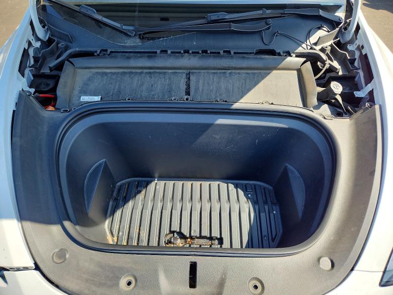 49236116 :رقم المزاد ، 7SAYGDEF7NF407649 vin ، 2022 Tesla Model Y مزاد بيع