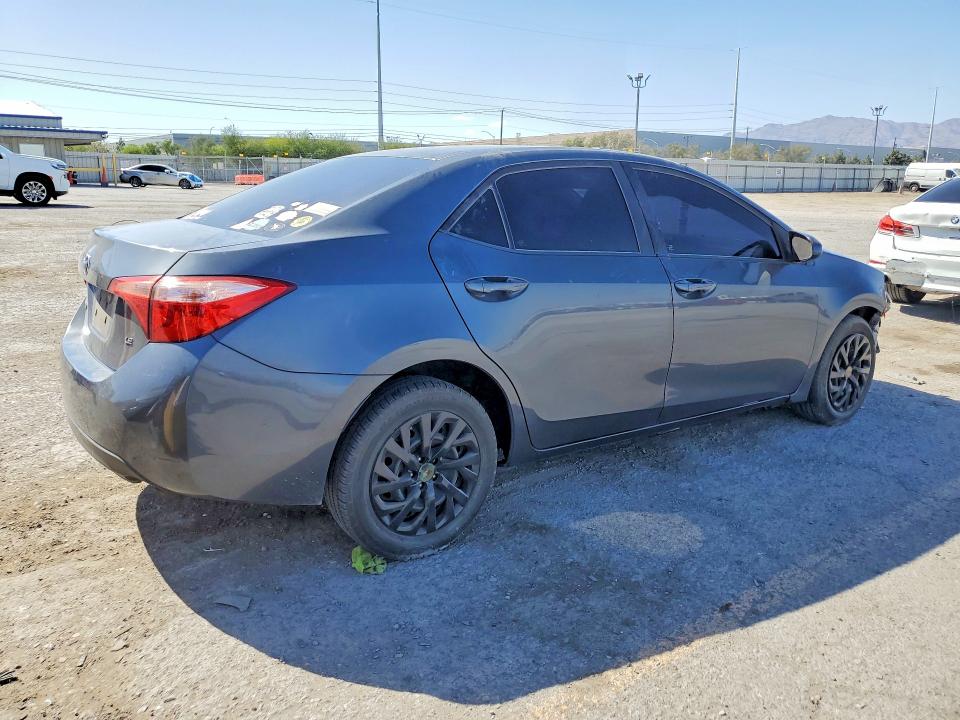 Продаж на аукціоні авто 2017 Toyota Corolla, vin: 5YFBURHE3HP670371, номер лоту: 50954366