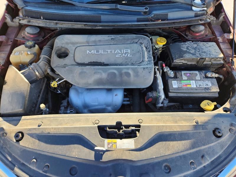 48758706 :رقم المزاد ، 1C3CCCAB4FN665893 vin ، 2015 Chrysler 200 مزاد بيع