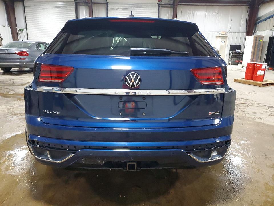 49930006 :رقم المزاد ، 1V2RE2CAXLC215993 vin ، 2020 Volkswagen Atlas Cross Sport مزاد بيع