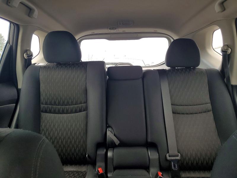 47647766 :رقم المزاد ، 5N1AT2MT2HC823353 vin ، 2017 Nissan Rogue مزاد بيع