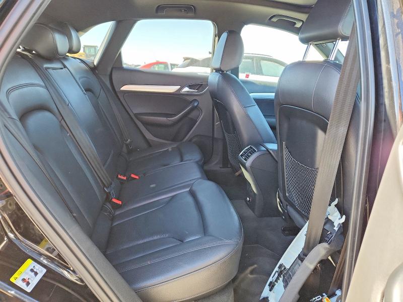 2016 Audi Q3 მანქანა იყიდება აუქციონზე, vin: WA1BFCFS7GR013281, აუქციონის ნომერი: 48675956