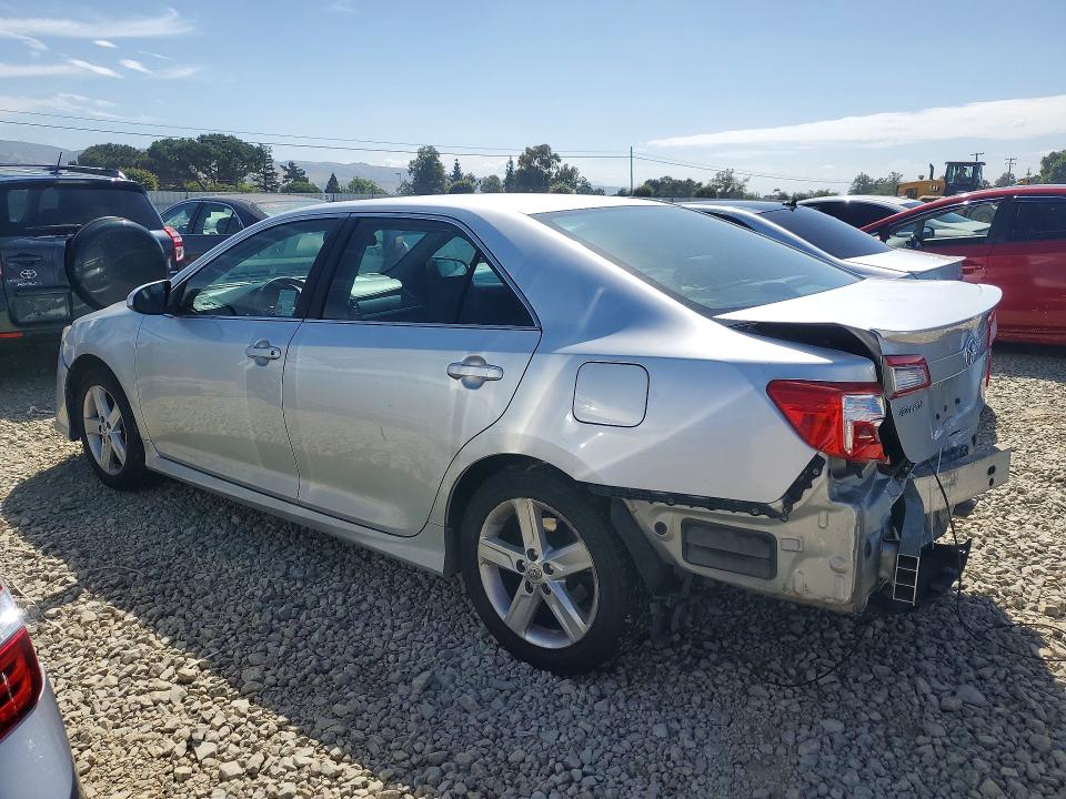 51018986 :رقم المزاد ، 4T1BF1FK8EU393005 vin ، 2014 Toyota Camry مزاد بيع