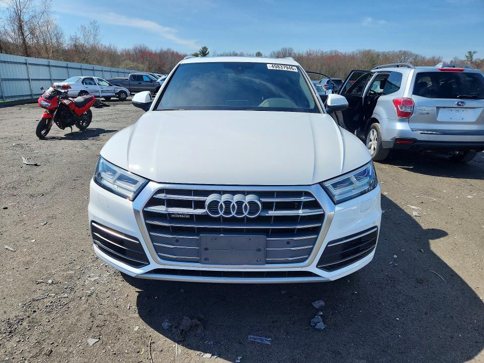 2018 Audi Q5 მანქანა იყიდება აუქციონზე, vin: WA1BNAFY8J2121064, აუქციონის ნომერი: 49837946