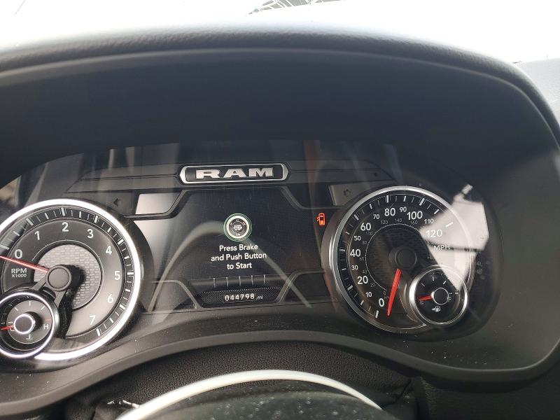 49598716 :رقم المزاد ، 1C6SRFFT4NN221282 vin ، 2022 Ram 1500 مزاد بيع