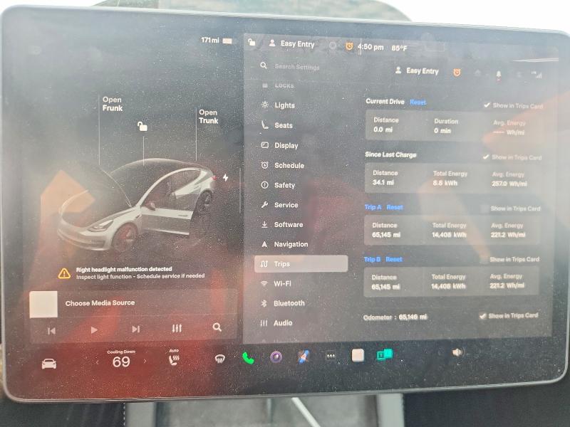 Продажа на аукционе авто 2023 Tesla Model 3, vin: 5YJ3E1EA0PF645670, номер лота: 48361666