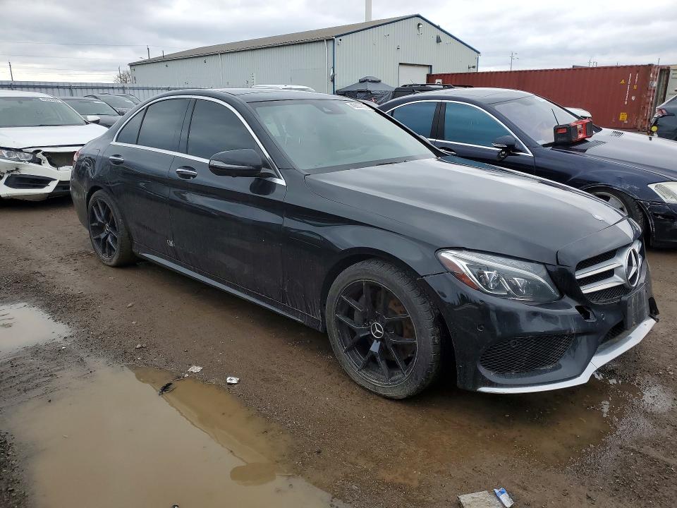 49609376 :رقم المزاد ، 55SWF4KB0HU188237 vin ، 2017 Mercedes-benz C مزاد بيع