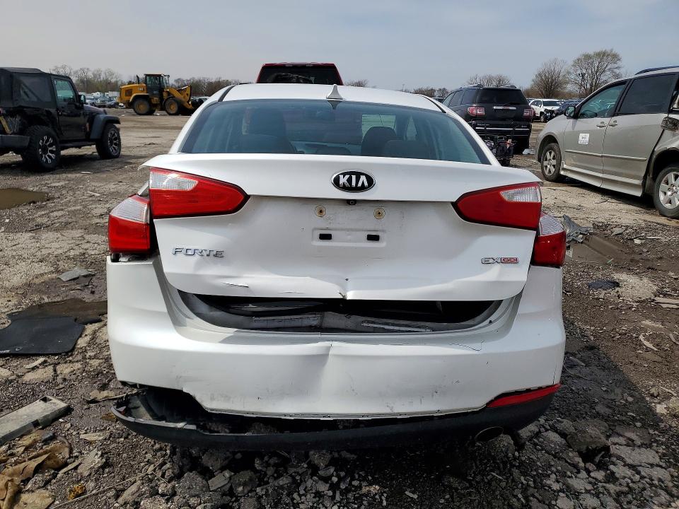 Продажа на аукционе авто 2016 Kia Forte, vin: KNAFX4A89G5553211, номер лота: 48511966