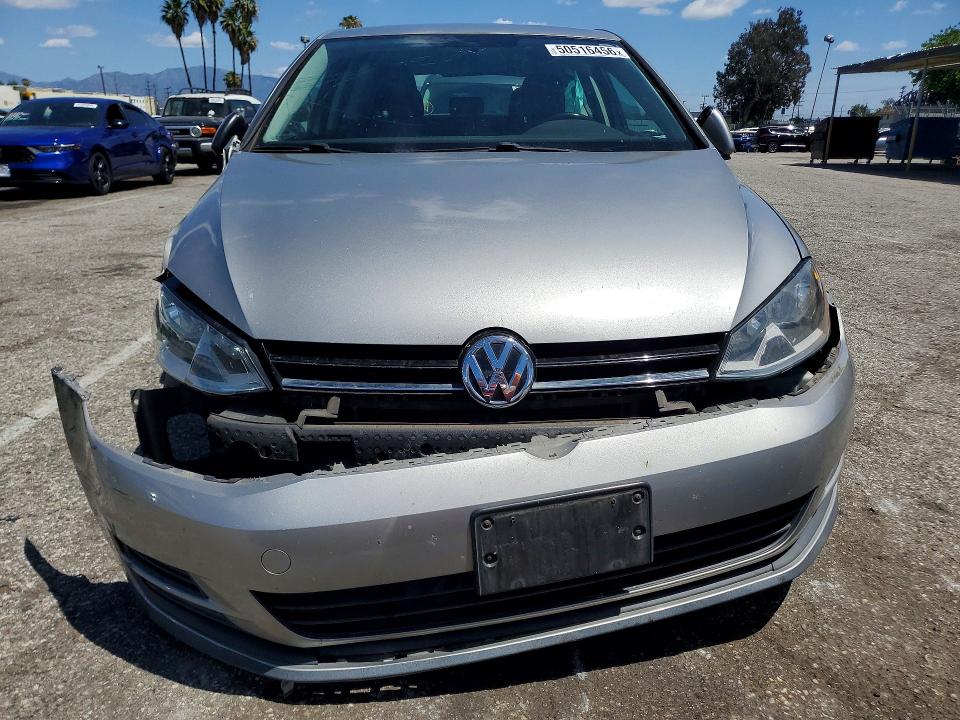 Продажа на аукционе авто 2015 Volkswagen Golf, vin: 3VW917AU4FM093669, номер лота: 50516456