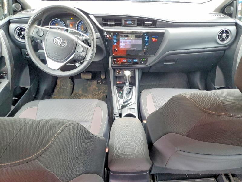 2018 Toyota Corolla მანქანა იყიდება აუქციონზე, vin: 2T1BURHE8JC061251, აუქციონის ნომერი: 50419486