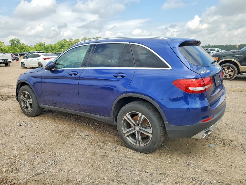 50931396 :رقم المزاد ، WDC0G4JB4HF132765 vin ، 2017 Mercedes-benz Glc مزاد بيع