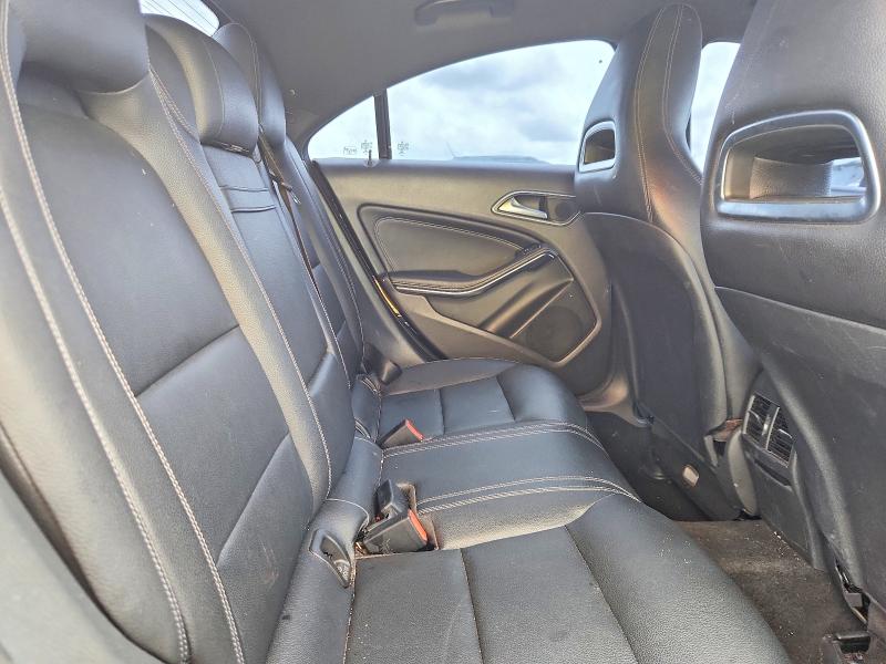48302636 :رقم المزاد ، WDDSJ4EB6KN708630 vin ، 2019 Mercedes-benz Cla مزاد بيع