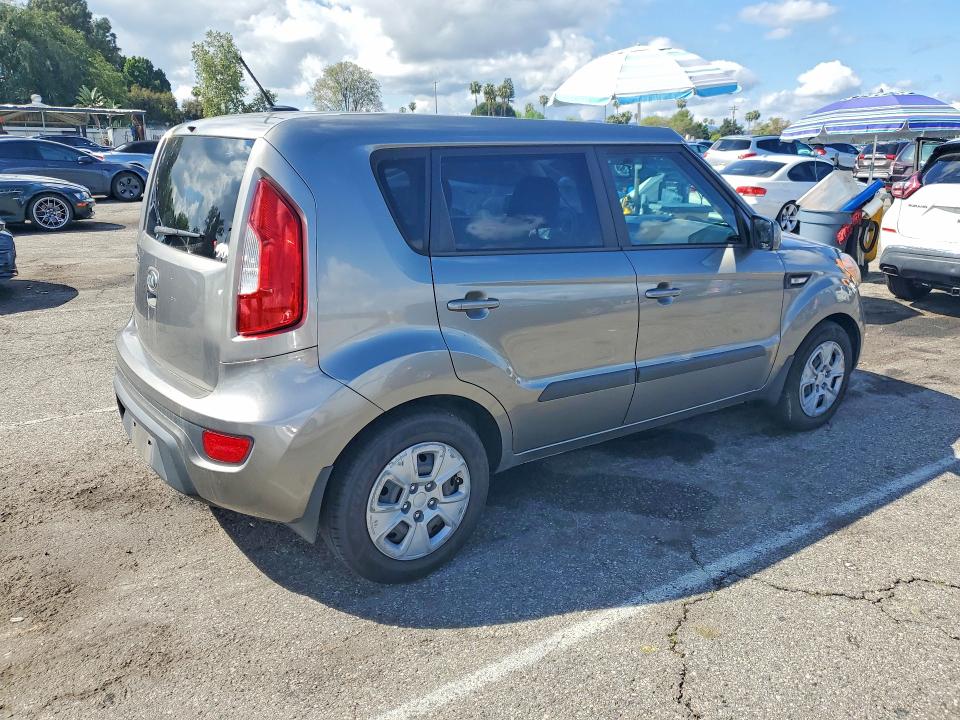 Продажа на аукционе авто 2013 Kia Soul, vin: KNDJT2A5XD7563765, номер лота: 47962216