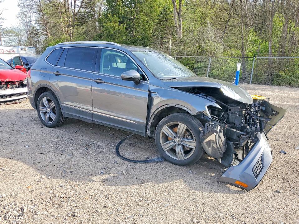 Продаж на аукціоні авто 2020 Volkswagen Tiguan, vin: 3VV2B7AX0LM084556, номер лоту: 51211746