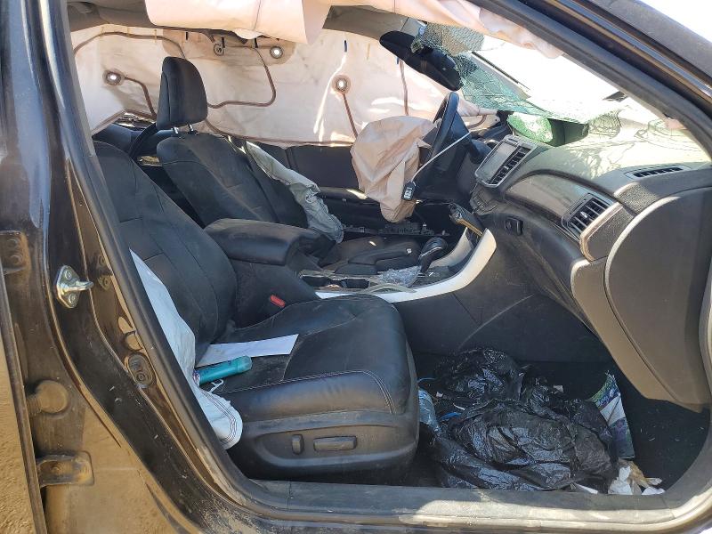 51299286 :رقم المزاد ، 1HGCR3F87HA004149 vin ، 2017 Honda Accord مزاد بيع