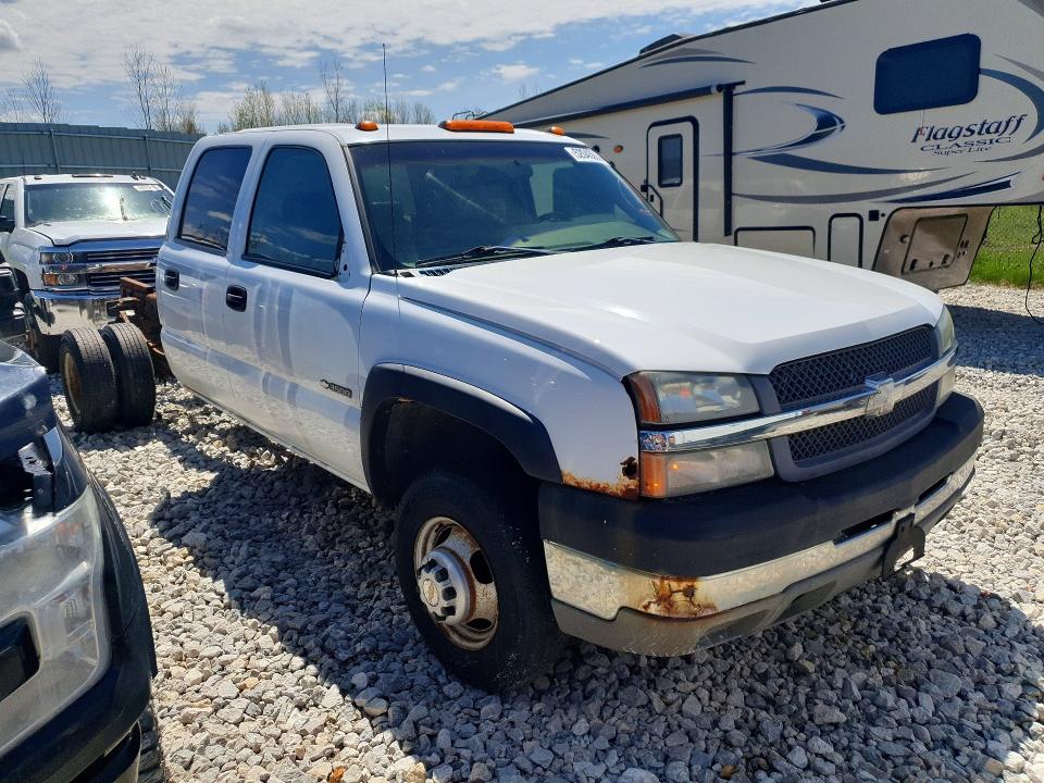 2003 Chevrolet Silverado მანქანა იყიდება აუქციონზე, vin: 1GCJK33G23F106122, აუქციონის ნომერი: 52045606