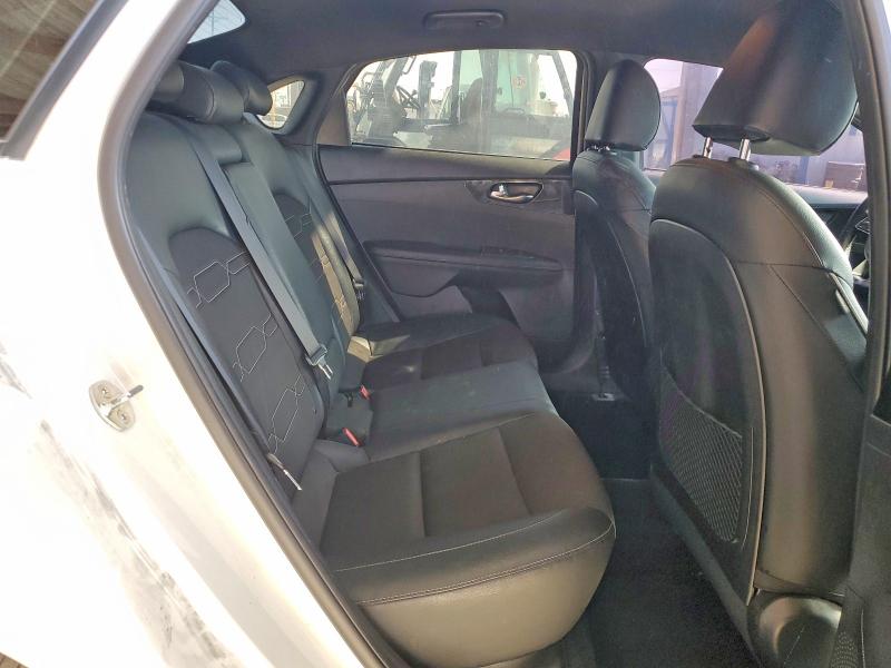 2021 Kia Forte მანქანა იყიდება აუქციონზე, vin: 3KPF34AD9ME318772, აუქციონის ნომერი: 50773256