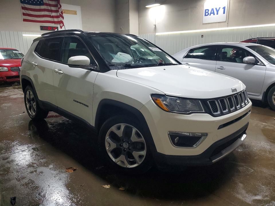48237696 :رقم المزاد ، 3C4NJDCBXLT244379 vin ، 2020 Jeep Compass مزاد بيع