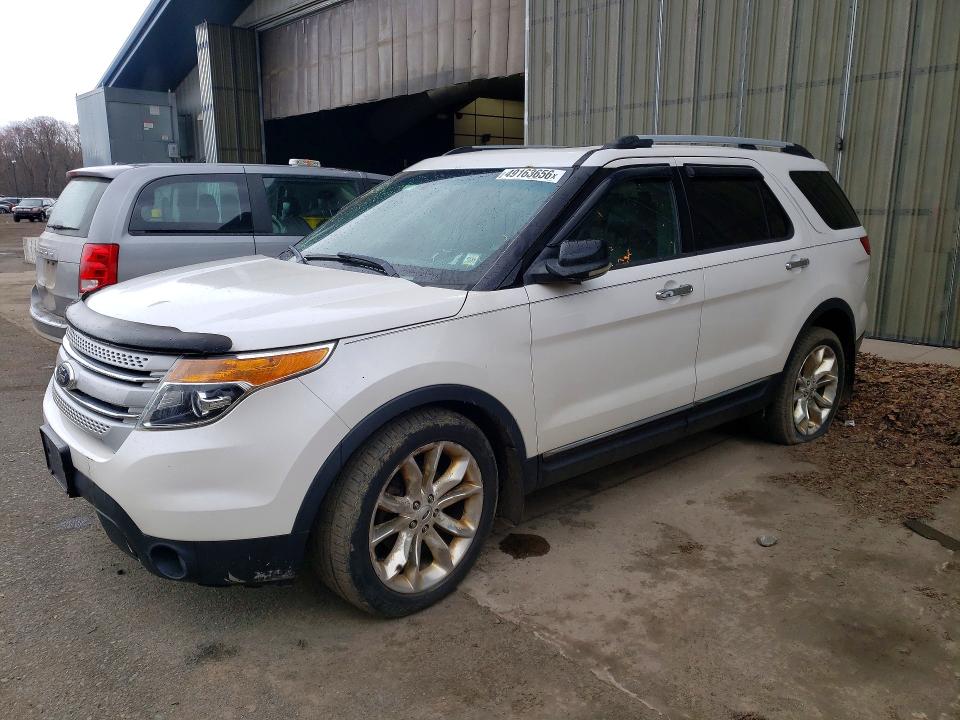 49163656 :رقم المزاد ، 1FM5K8D80DGA40621 vin ، 2013 Ford Explorer مزاد بيع