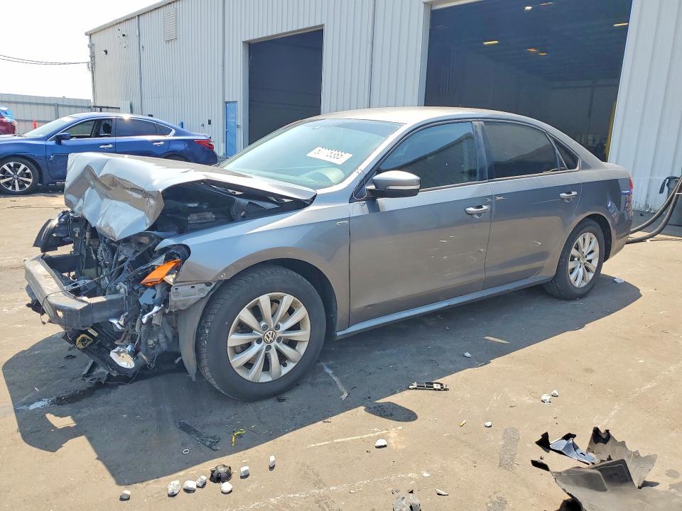 Продаж на аукціоні авто 2015 Volkswagen Passat, vin: 1VWAT7A31FC075565, номер лоту: 50776366