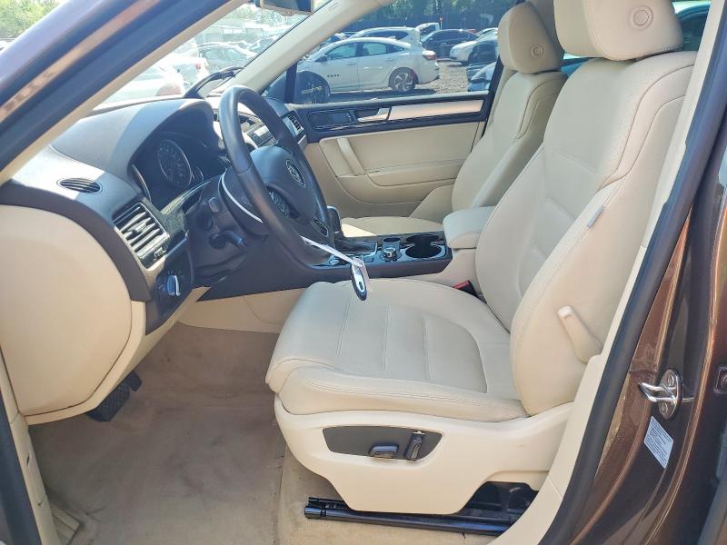 50592506 :رقم المزاد ، WVGEF9BP3ED001206 vin ، 2014 Volkswagen Touareg مزاد بيع