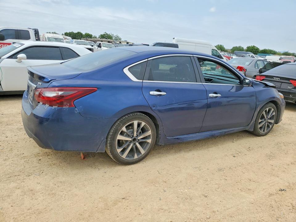 Aukcja sprzedaży 2017 Nissan Altima, vin: 1N4AL3AP7HC263613, numer aukcji: 51855826