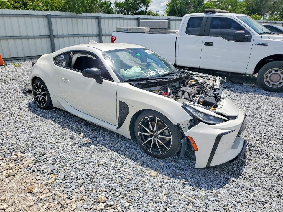 50313646 :رقم المزاد ، JF1ZNBB1XP9758286 vin ، 2023 Toyota Gr86 مزاد بيع