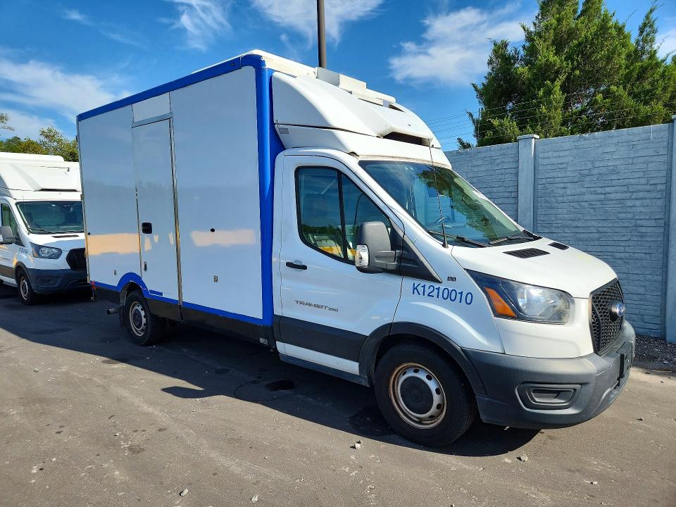 49638516 :رقم المزاد ، 1FDBW5Z81LKB80381 vin ، 2020 Ford Transit مزاد بيع