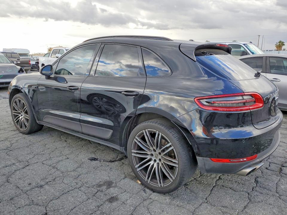 Auction sale of the 2017 Porsche Macan, vin: WP1AB2A52HLB16149, lot number: 49077016