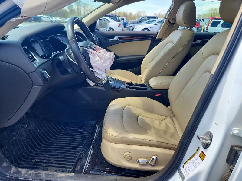 50229116 :رقم المزاد ، WAUBFAFL0EN002174 vin ، 2014 Audi A4 مزاد بيع