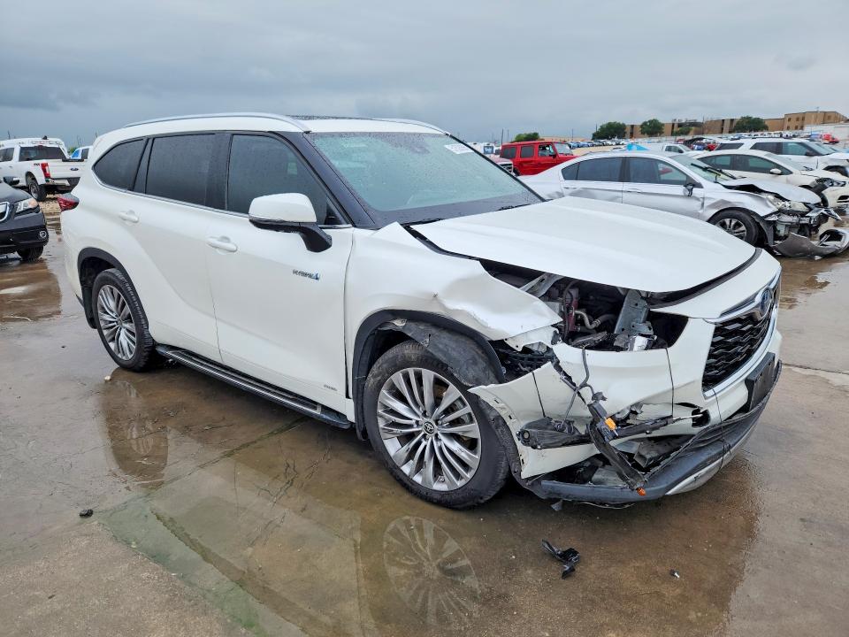 Aukcja sprzedaży 2021 Toyota Highlander, vin: 5TDEBRCH1MS037759, numer aukcji: 51628896