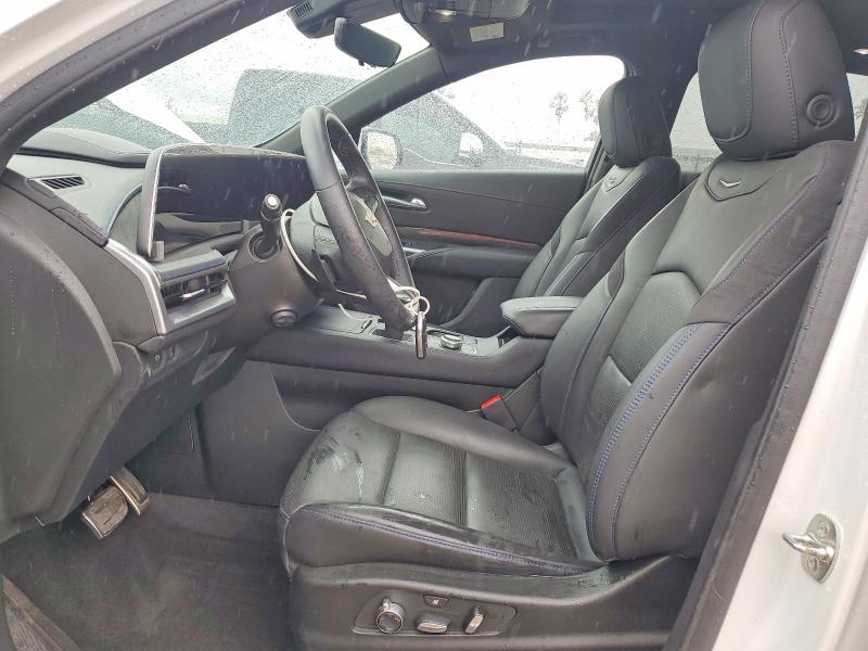 2025 Cadillac Xt4 მანქანა იყიდება აუქციონზე, vin: 1GYFZER44SF112376, აუქციონის ნომერი: 49075696