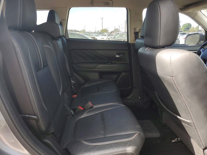 Продаж на аукціоні авто 2018 Mitsubishi Outlander, vin: JA4J24A55JZ054952, номер лоту: 48969386