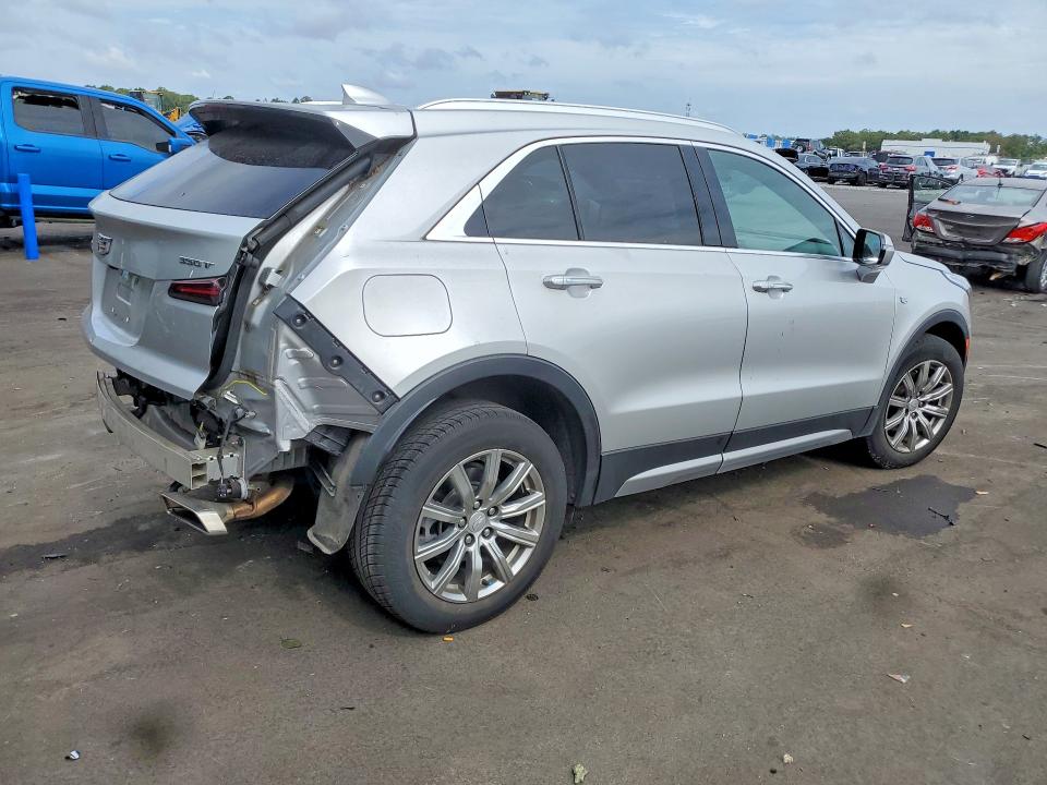 2022 Cadillac Xt4 მანქანა იყიდება აუქციონზე, vin: 1GYFZDR42NF100032, აუქციონის ნომერი: 51542916