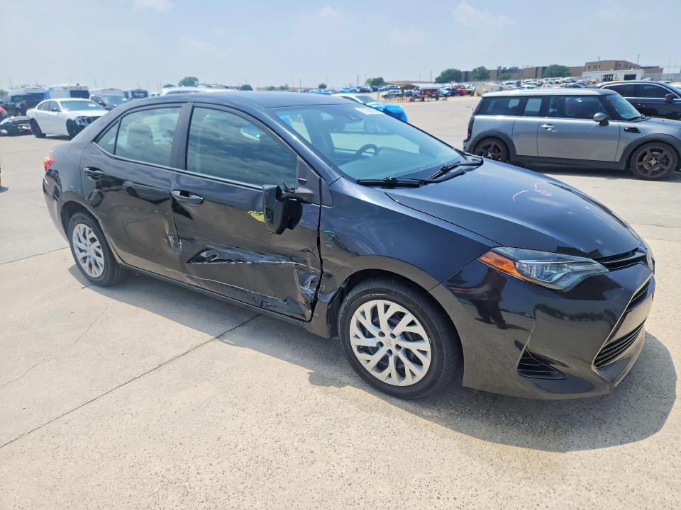 Продажа на аукционе авто 2018 Toyota Corolla, vin: 2T1BURHE3JC032045, номер лота: 51368706