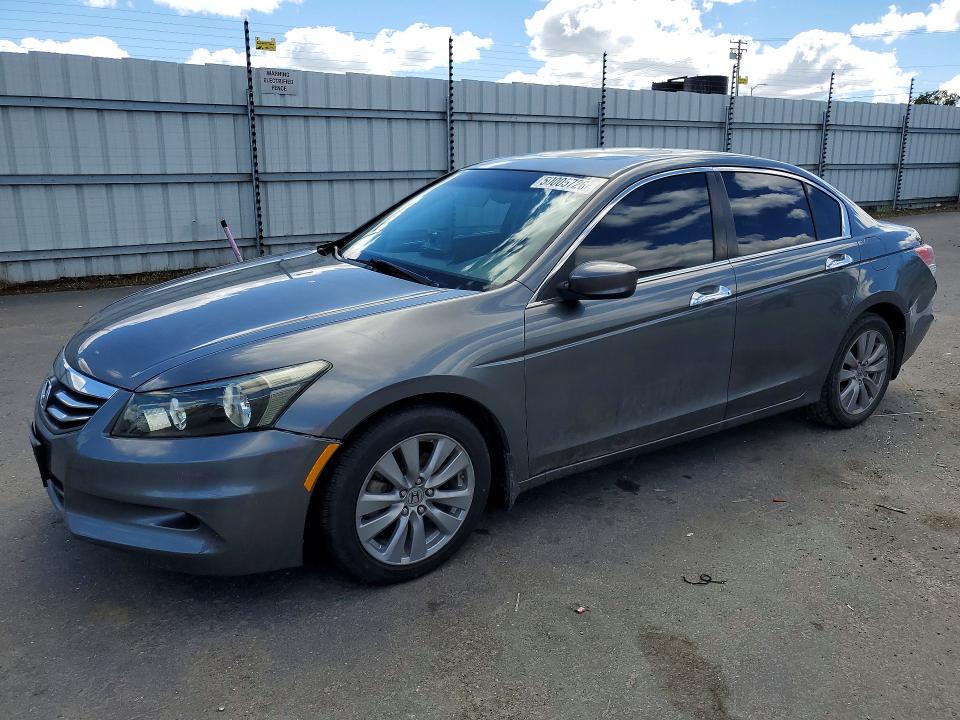 2011 Honda Accord მანქანა იყიდება აუქციონზე, vin: 1HGCP3F84BA027045, აუქციონის ნომერი: 50005726
