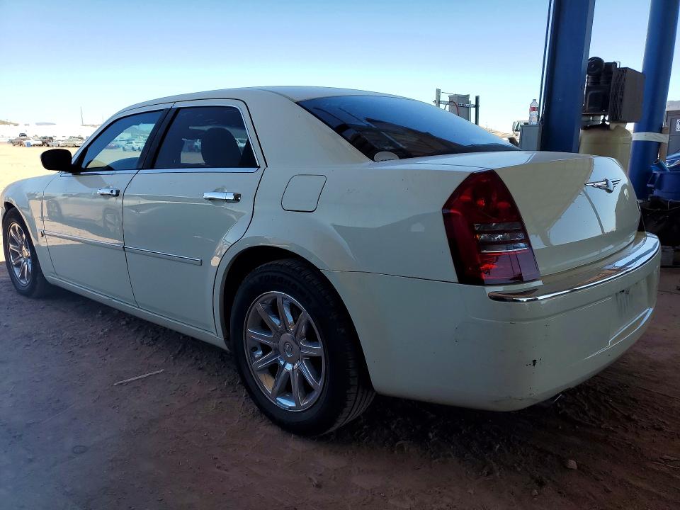 2006 Chrysler 300c მანქანა იყიდება აუქციონზე, vin: 2C3KA63H76H371580, აუქციონის ნომერი: 49983416