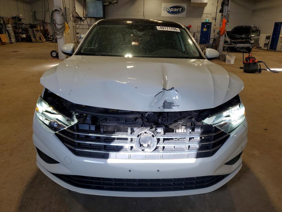 Продажа на аукционе авто 2019 Volkswagen Jetta 1.4 Tsi 4dr, vin: 3VWE57BU6KM275322, номер лота: 49171796