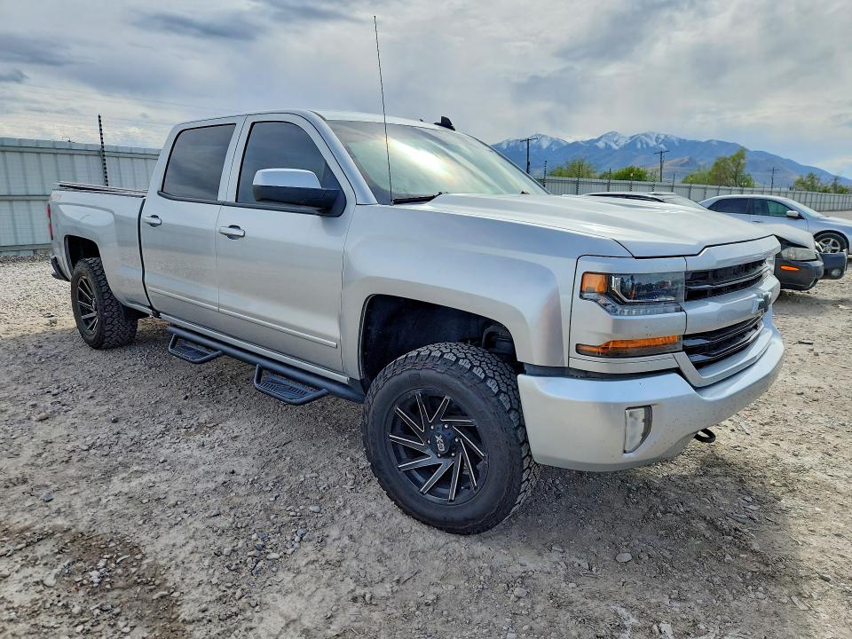 Aukcja sprzedaży 2017 Chevrolet Silverado, vin: 1GCUKREC0HF165056, numer aukcji: 51431706