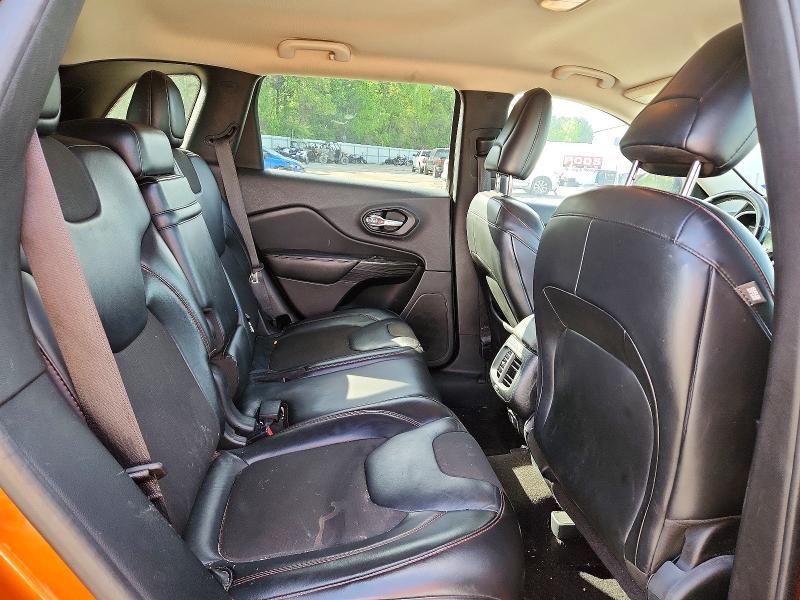 48672266 :رقم المزاد ، 1C4PJMBS1FW698951 vin ، 2015 Jeep Cherokee مزاد بيع