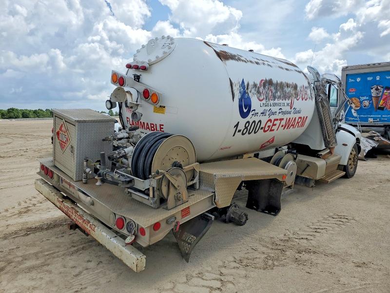 48058066 :رقم المزاد ، 2NP2HM7X6KM415060 vin ، 2019 Peterbilt 337 مزاد بيع