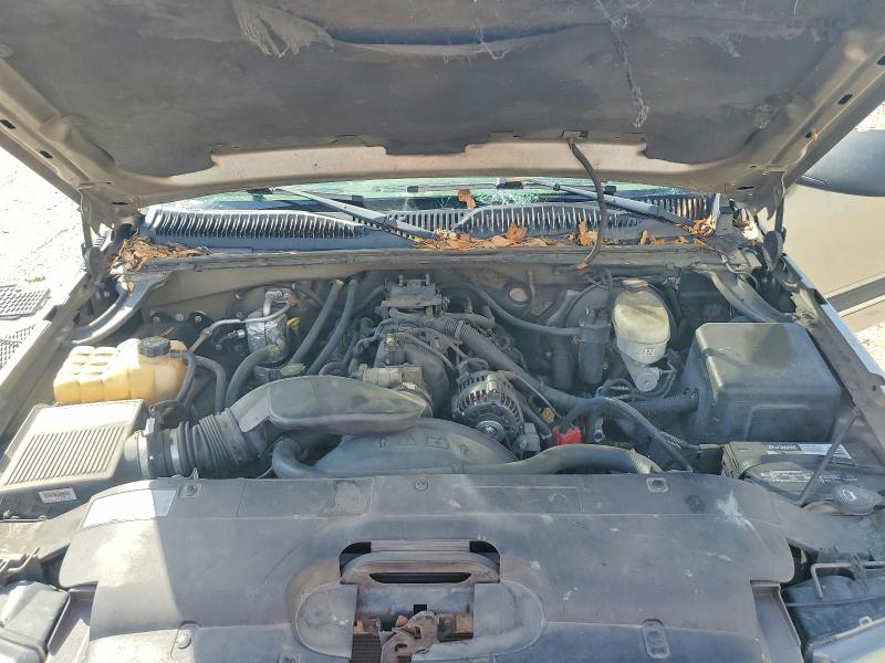 Продажа на аукционе авто 2003 Chevrolet Silverado, vin: 1GCEC14V53Z190743, номер лота: 49116906