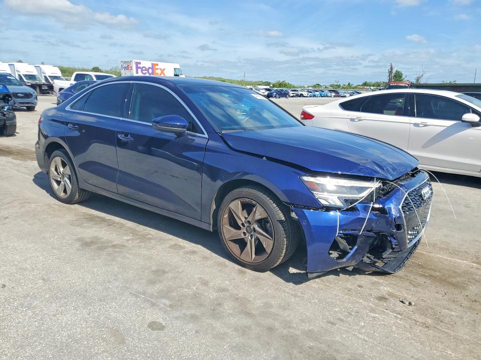49755596 :رقم المزاد ، WAUAUDGY3RA091457 vin ، 2024 Audi A3 مزاد بيع