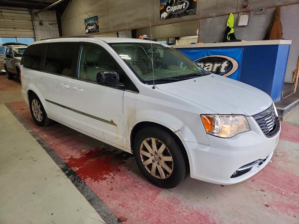 Auction sale of the 2016 Chrysler Town & Country, vin: 2C4RC1BG5GR212696, lot number: 51284646