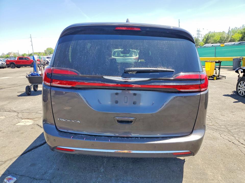 50404066 :رقم المزاد ، 2C4RC1BG8NR138297 vin ، 2022 Chrysler Pacifica مزاد بيع