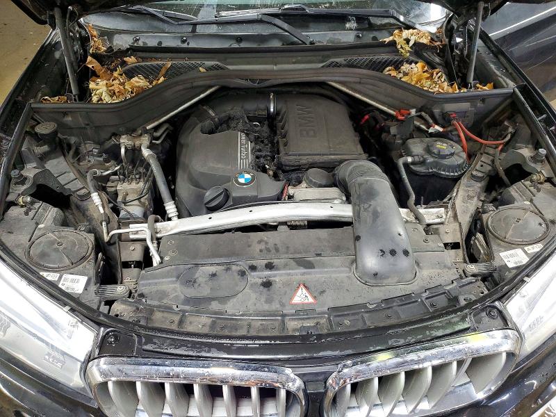 50433336 :رقم المزاد ، 5UXKR0C5XF0P11251 vin ، 2015 Bmw X5 مزاد بيع